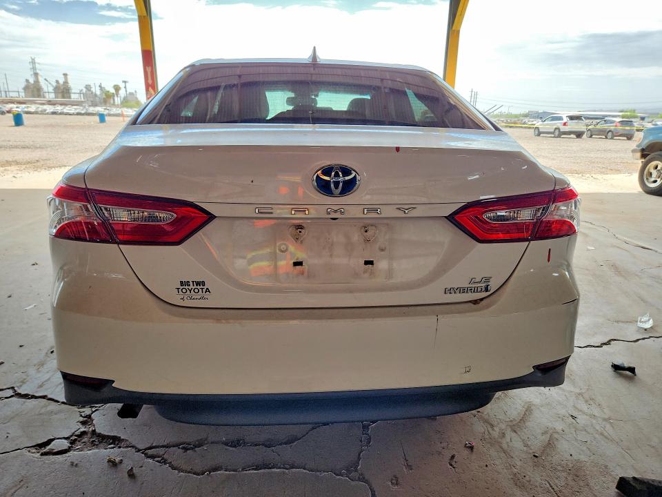 60814116 :رقم المزاد ، 4T1E31AK7LU525388 vin ، 2020 Toyota Camry مزاد بيع