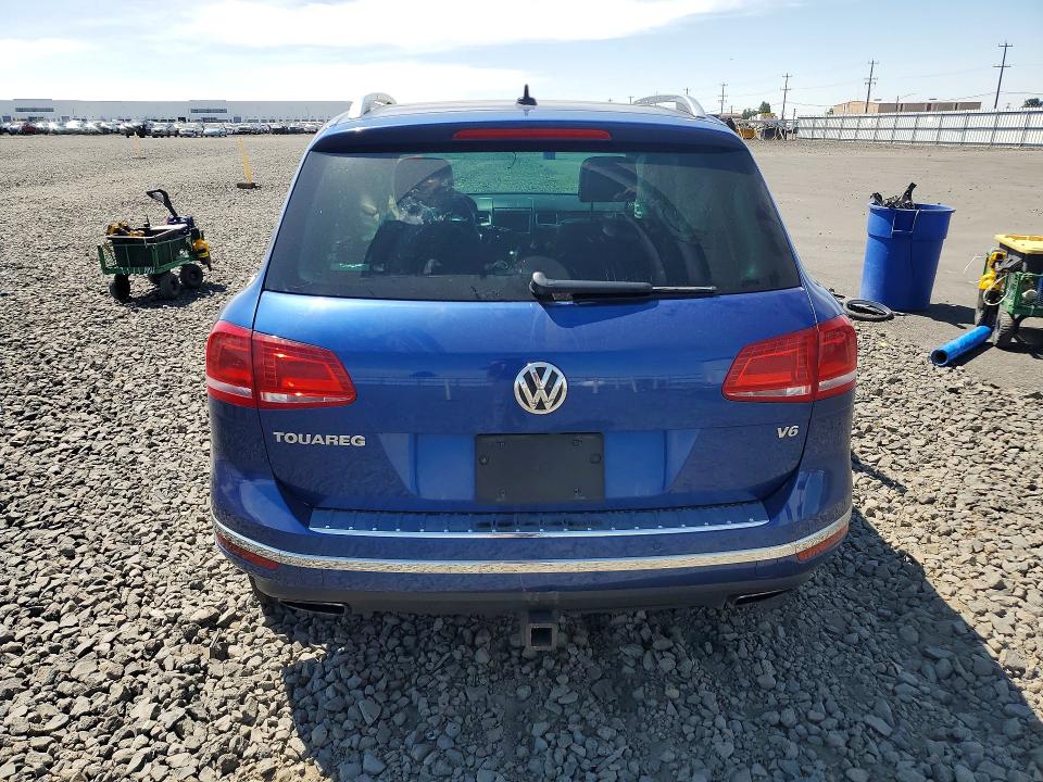 2016 Volkswagen Touareg მანქანა იყიდება აუქციონზე, vin: WVGEF9BP4GD000729, აუქციონის ნომერი: 60271216