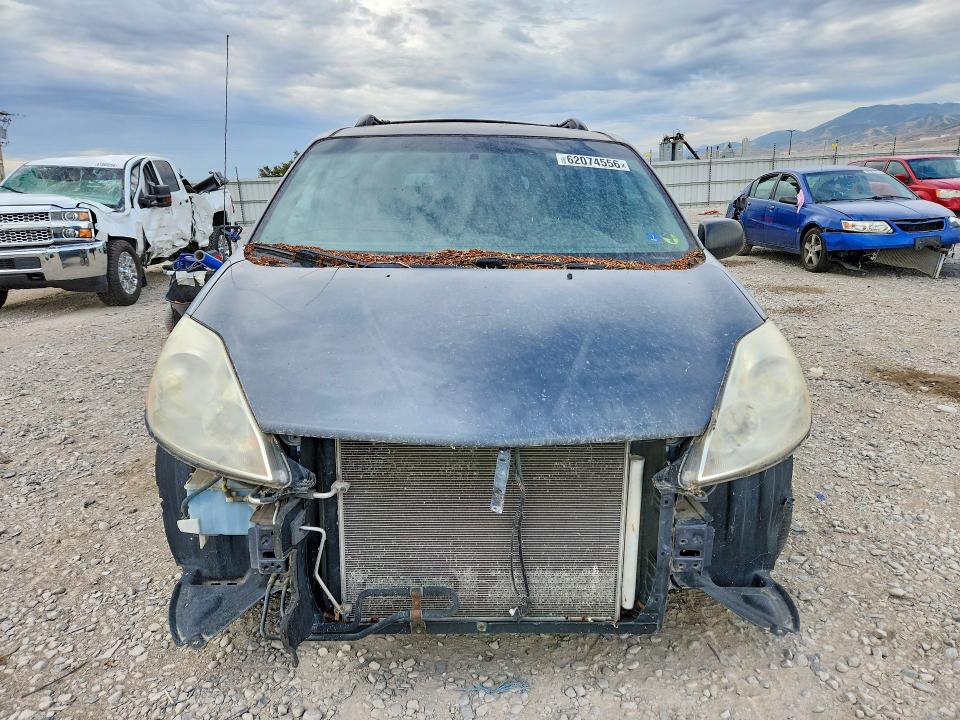 2007 Toyota Sienna მანქანა იყიდება აუქციონზე, vin: 5TDZK23C07S017231, აუქციონის ნომერი: 62074556