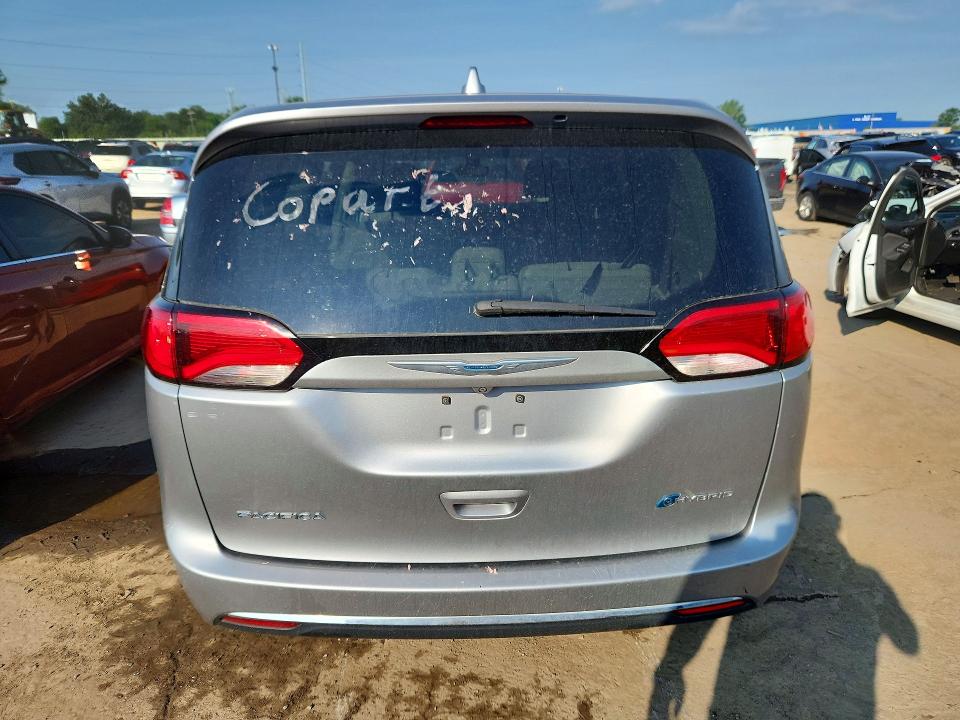 60665736 :رقم المزاد ، 2C4RC1H72HR500703 vin ، 2017 Chrysler Pacifica مزاد بيع