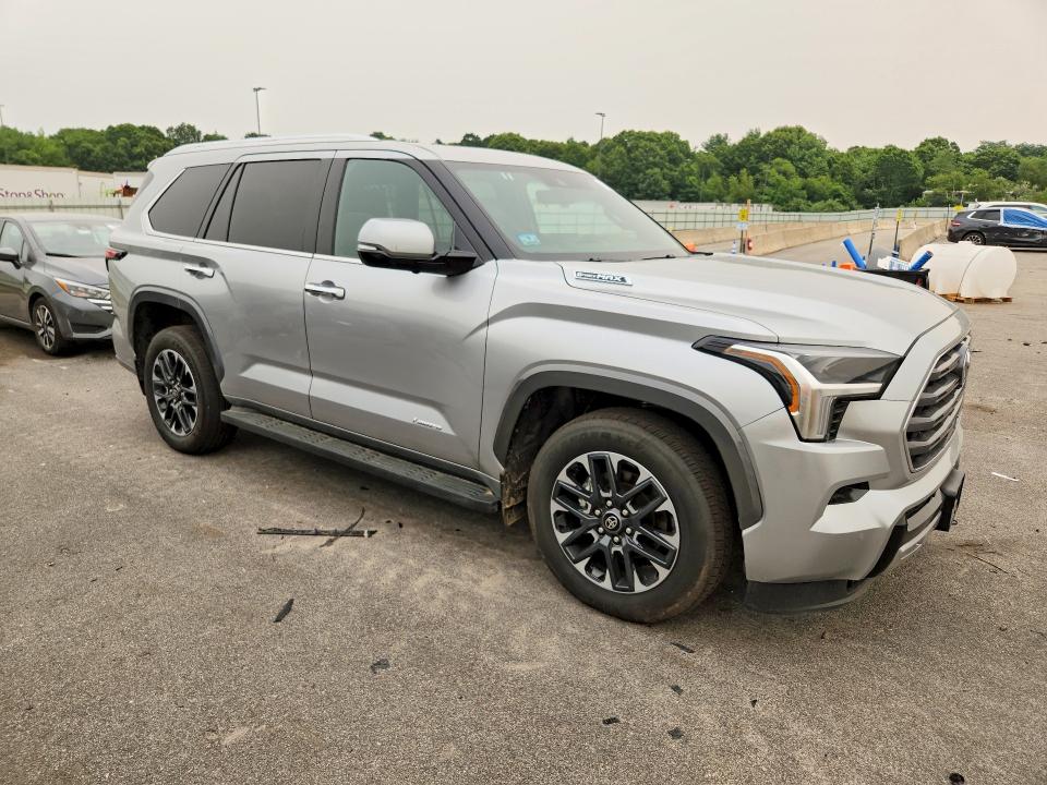 60013536 :رقم المزاد ، 7SVAAABA8SX071895 vin ، 2025 Toyota Sequoia مزاد بيع