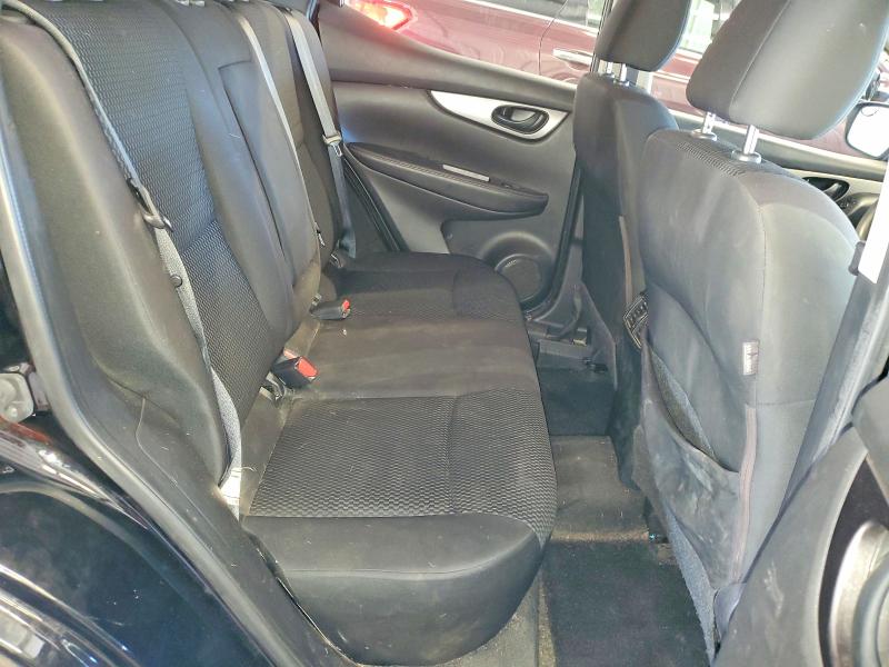 62243846 :رقم المزاد ، JN1BJ1CR6JW285620 vin ، 2018 Nissan Rogue Sport مزاد بيع