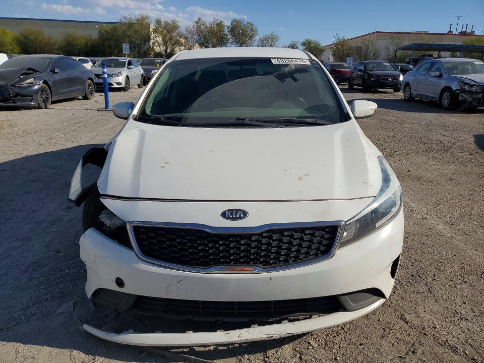 63208476 :رقم المزاد ، 3KPFK4A76HE058334 vin ، 2017 Kia Forte مزاد بيع