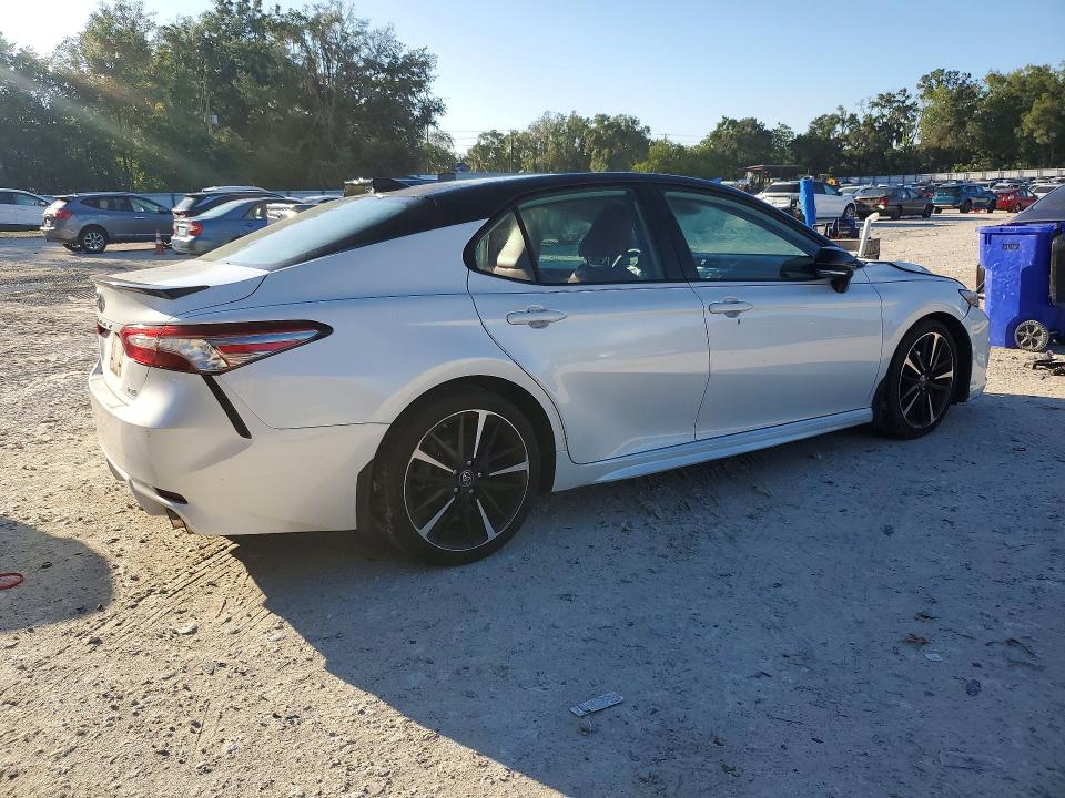 2019 Toyota Camry მანქანა იყიდება აუქციონზე, vin: 4T1B61HK6KU159762, აუქციონის ნომერი: 59794376