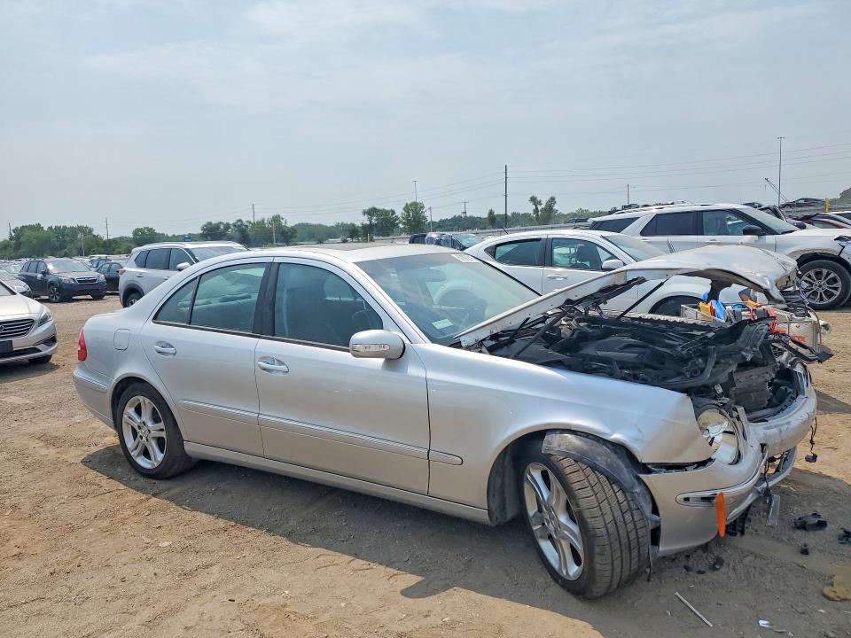 62993016 :رقم المزاد ، WDBUF56J86A945924 vin ، 2006 Mercedes-benz E مزاد بيع