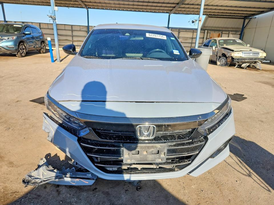 62207756 :رقم المزاد ، 1HGCV1F36NA012453 vin ، 2022 Honda Accord مزاد بيع