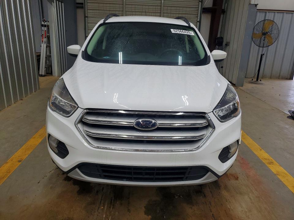 Продажа на аукционе авто 2018 Ford Escape, vin: 1FMCU0GD7JUD35966, номер лота: 62566426