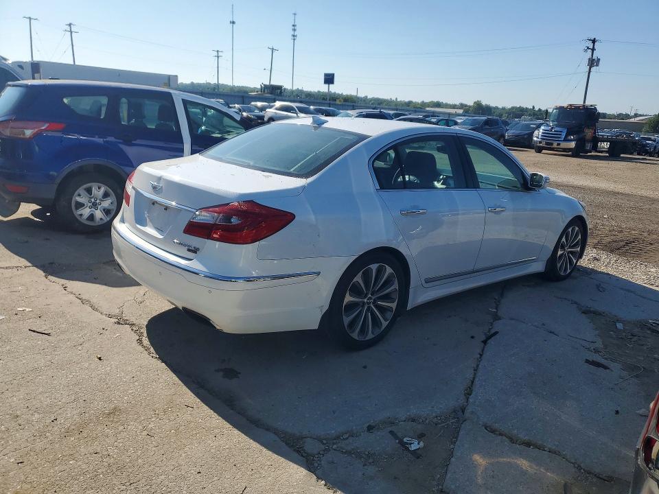 2014 Hyundai Genesis მანქანა იყიდება აუქციონზე, vin: KMHGC4DH2EU261056, აუქციონის ნომერი: 62617276