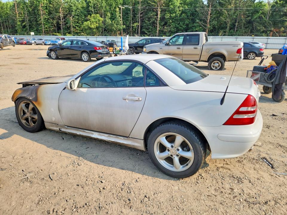 Продаж на аукціоні авто 2001 Mercedes-benz Slk, vin: WDBKK65F11F209862, номер лоту: 62401206