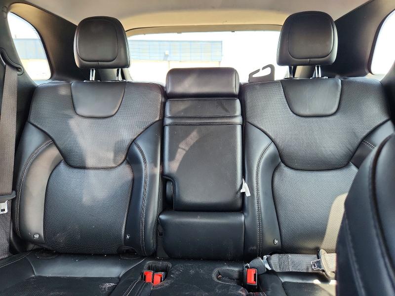60240596 :رقم المزاد ، 1C4PJMDN8KD131035 vin ، 2019 Jeep Cherokee مزاد بيع
