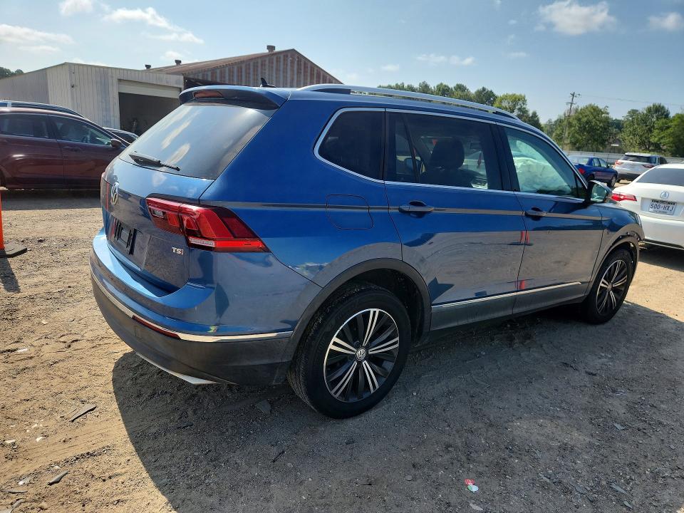 Продаж на аукціоні авто 2018 Volkswagen Tiguan, vin: 3VV3B7AX0JM011768, номер лоту: 63048556
