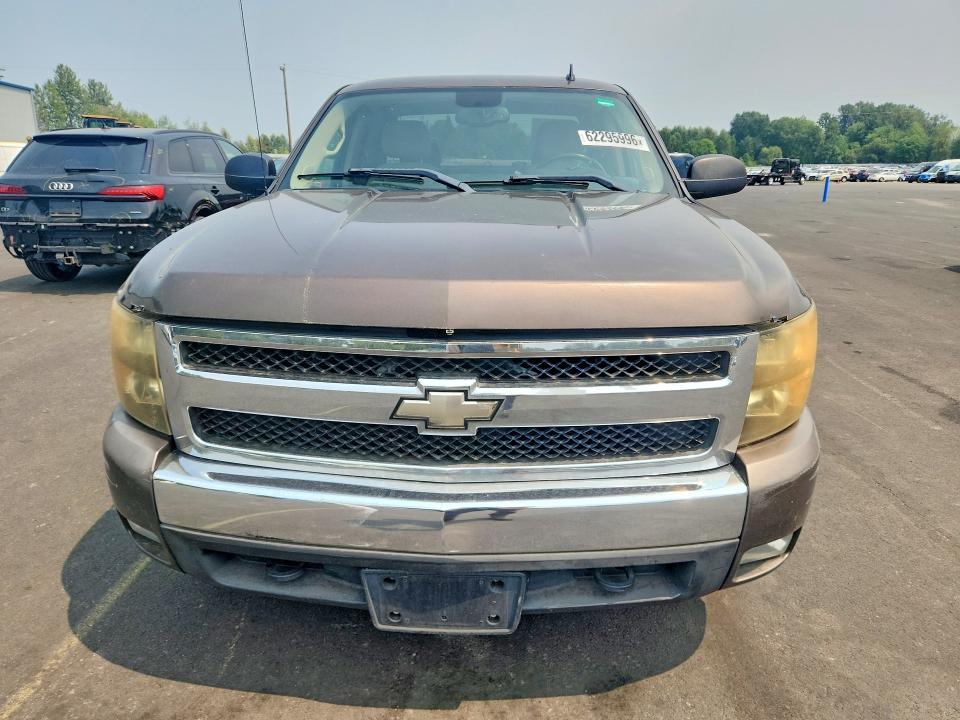 Продажа на аукционе авто 2007 Chevrolet Silverado, vin: 1GCEK19077E567893, номер лота: 62295996