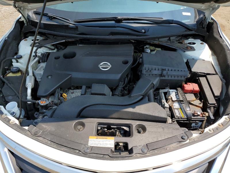 2015 Nissan Altima მანქანა იყიდება აუქციონზე, vin: 1N4AL3AP8FN400740, აუქციონის ნომერი: 60795096