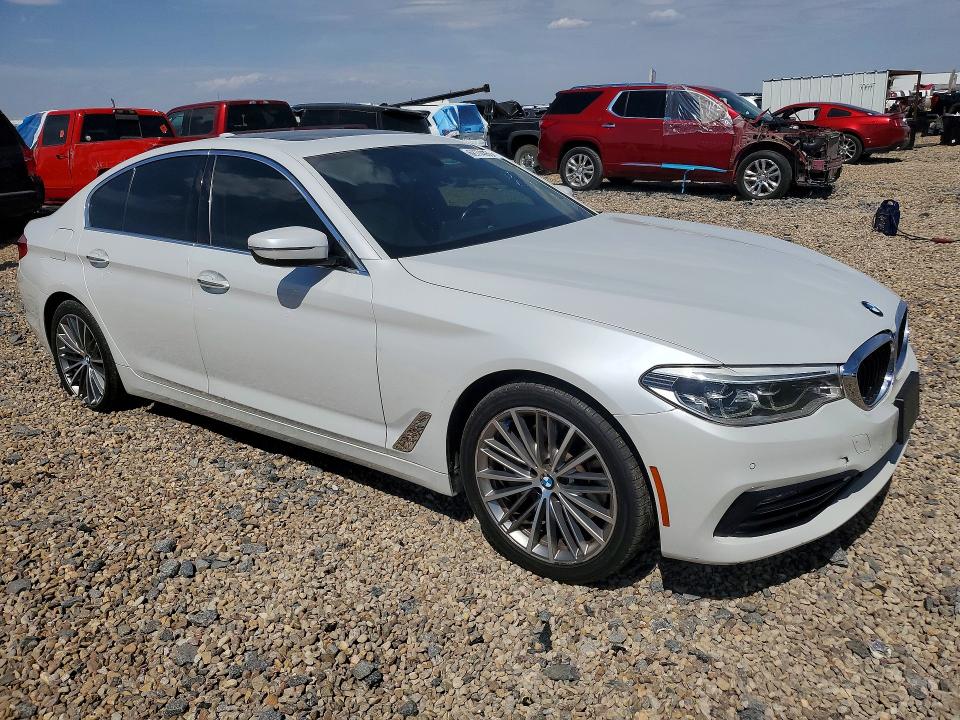 62774356 :رقم المزاد ، WBAJE5C31HG914931 vin ، 2017 Bmw 540 مزاد بيع