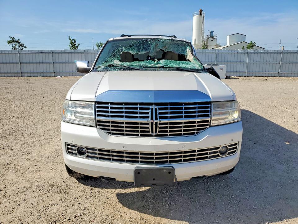 59120826 :رقم المزاد ، 5LMJJ2J51DEL02549 vin ، 2013 Lincoln Navigator مزاد بيع