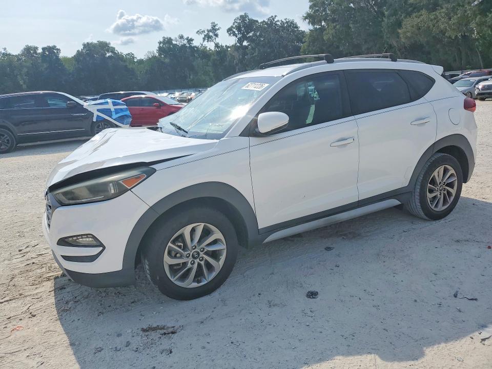 Продажа на аукционе авто 2017 Hyundai Tucson, vin: KM8J33A21HU576175, номер лота: 62711226
