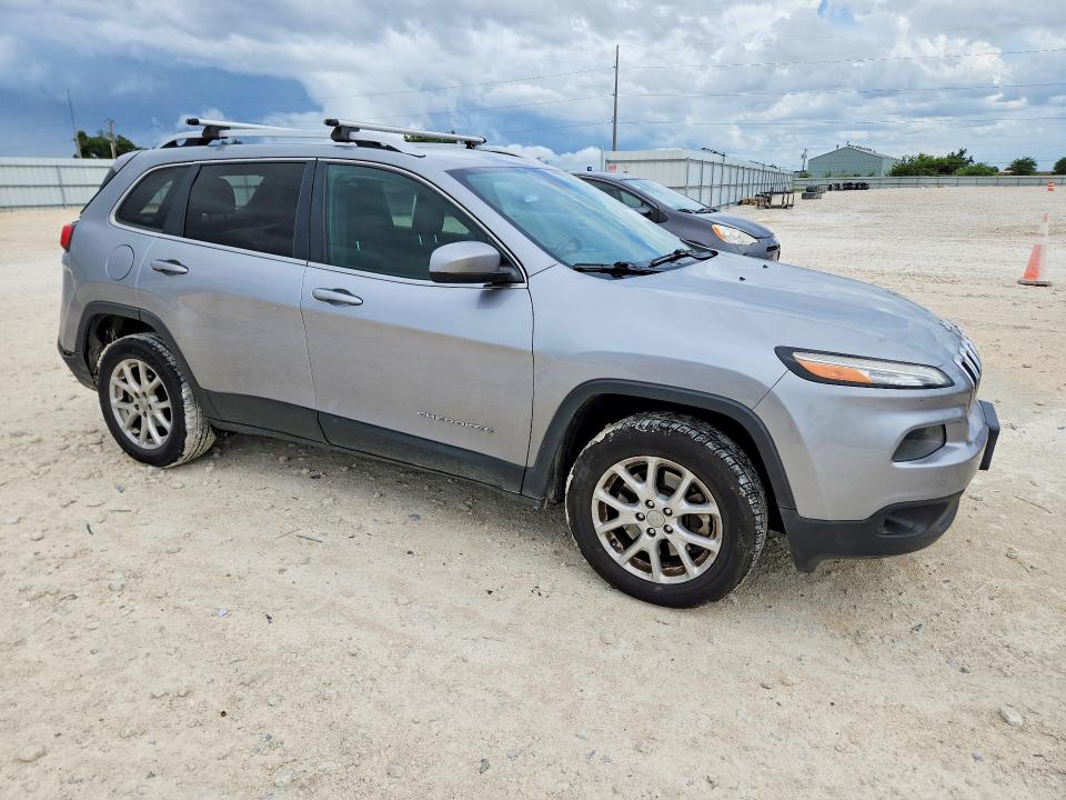 60852236 :رقم المزاد ، 1C4PJLCB7GW209530 vin ، 2016 Jeep Cherokee مزاد بيع