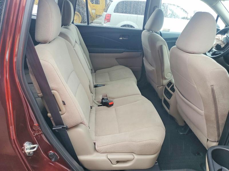 62160736 :رقم المزاد ، 5FNYF6H35JB065433 vin ، 2018 Honda Pilot مزاد بيع