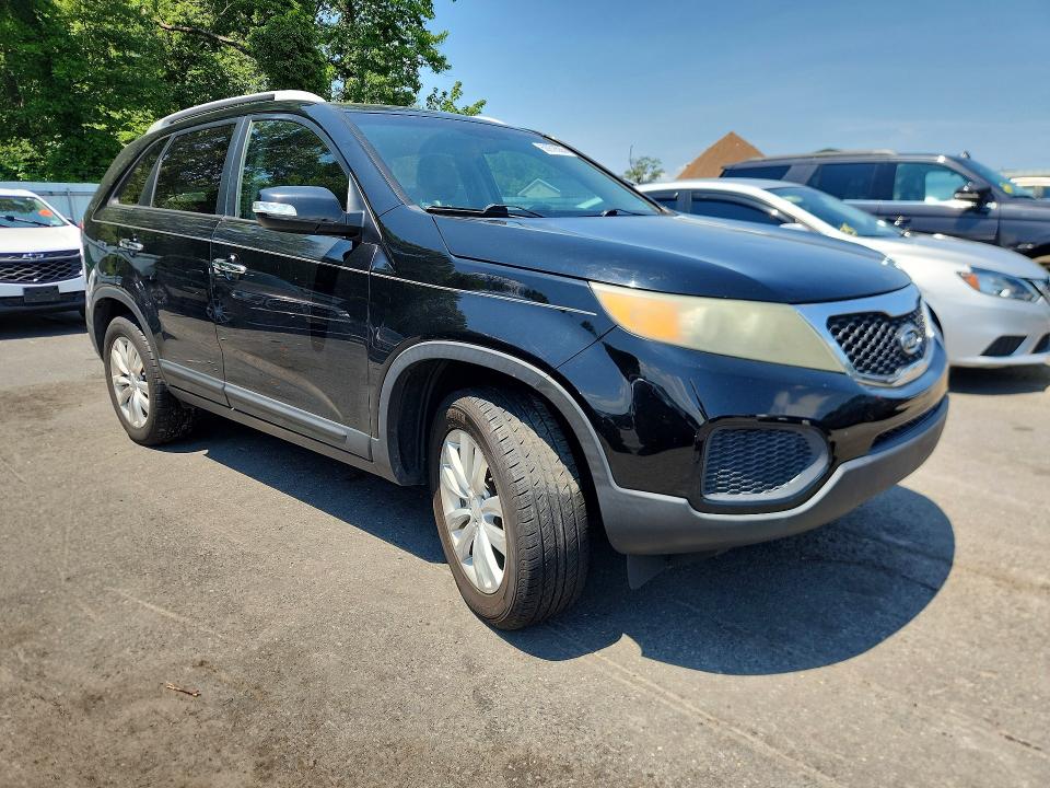 60978556 :رقم المزاد ، 5XYKT4A29BG174783 vin ، 2011 Kia Sorento مزاد بيع