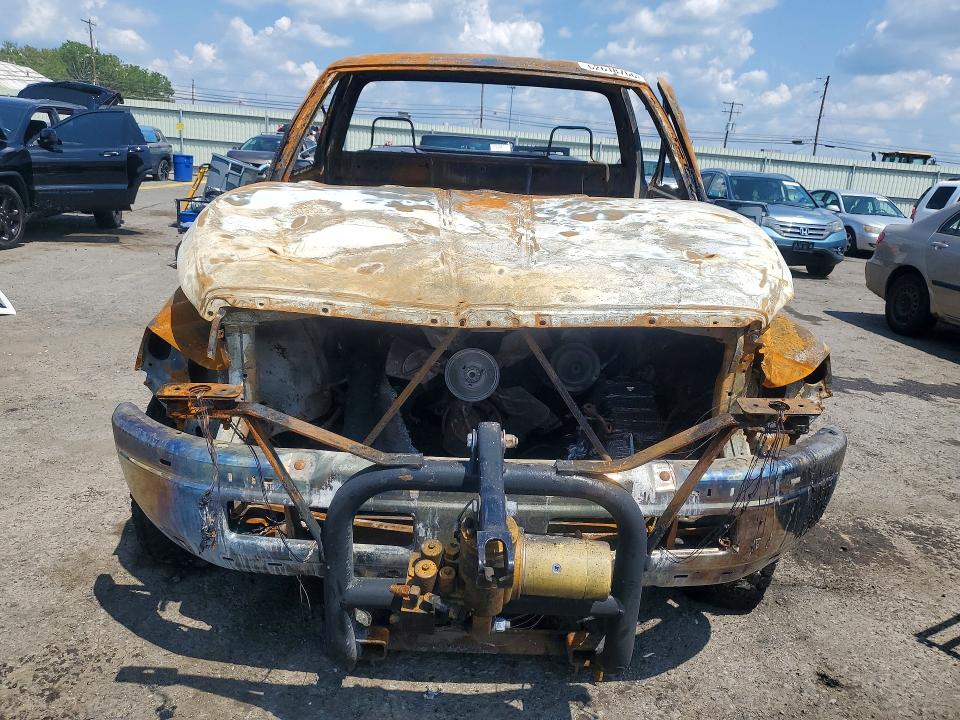 62618766 :رقم المزاد ، 1B7KF26Z7VJ533585 vin ، 1997 Dodge Ram 2500 مزاد بيع