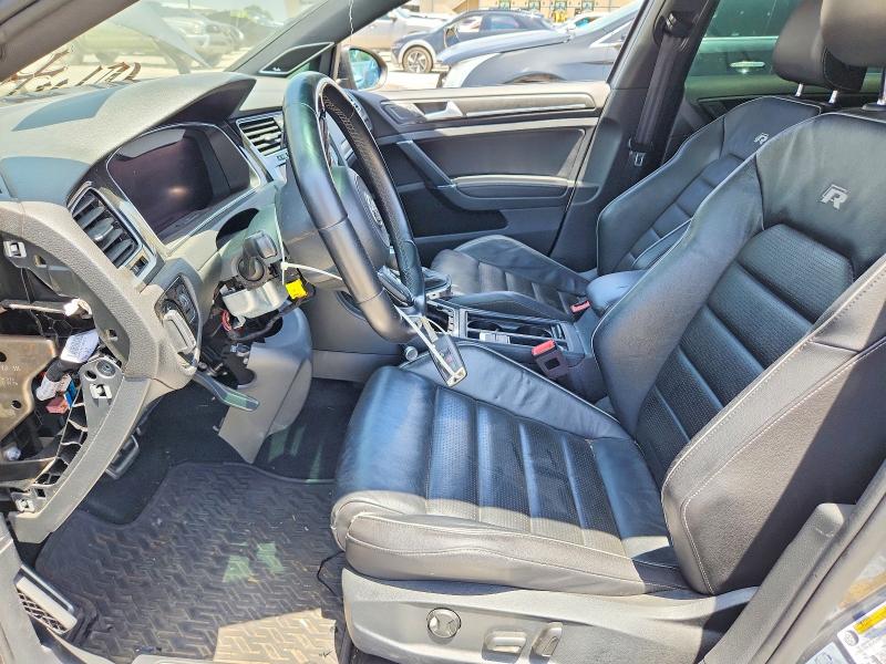 60640486 :رقم المزاد ، WVWVF7AU7JW286717 vin ، 2018 Volkswagen Golf R مزاد بيع