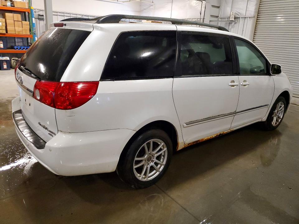 60204126 :رقم المزاد ، 5TDBA22C26S062918 vin ، 2006 Toyota Sienna مزاد بيع