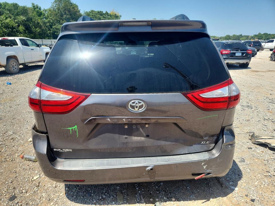 Aukcja sprzedaży 2015 Toyota Sienna, vin: 5TDYK3DC8FS641809, numer aukcji: 62120726