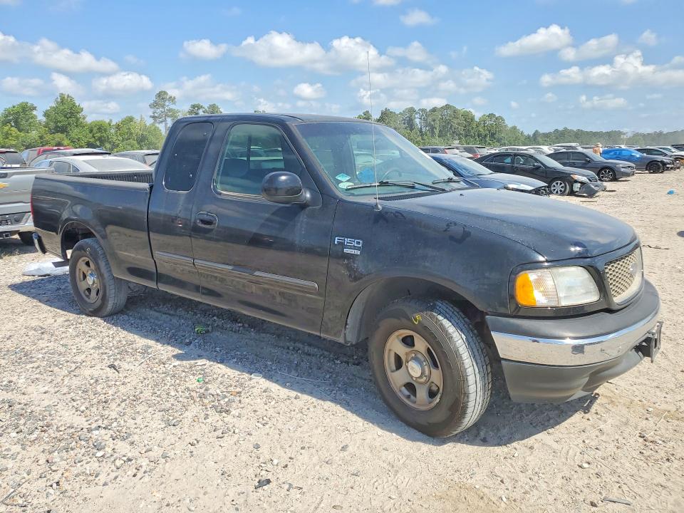 59852196 :رقم المزاد ، 1FTRX17L11NA81538 vin ، 2001 Ford F150 مزاد بيع