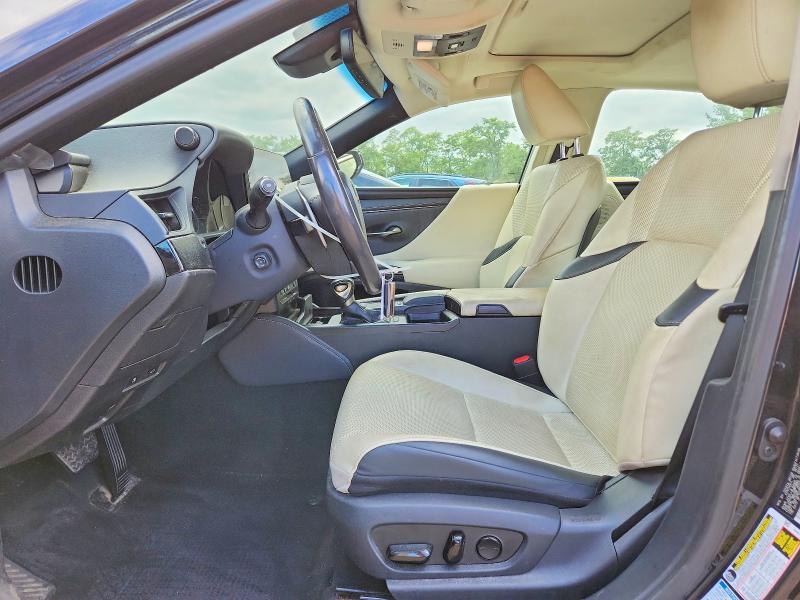 Продажа на аукционе авто 2022 Lexus Es 250, vin: 58AD11D14NU008260, номер лота: 60165946