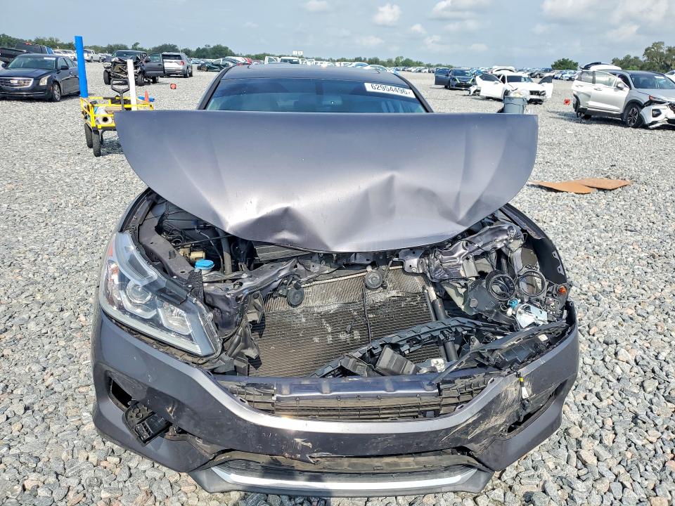Продажа на аукционе авто 2016 Honda Accord, vin: 1HGCR2F80GA011498, номер лота: 62954496