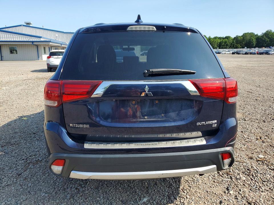 Продаж на аукціоні авто 2017 Mitsubishi Outlander, vin: JA4AZ3A31HZ031358, номер лоту: 62162676