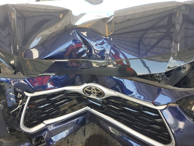 59792296 :رقم المزاد ، 5TDKDRAH8PS012863 vin ، 2023 Toyota Highlander مزاد بيع