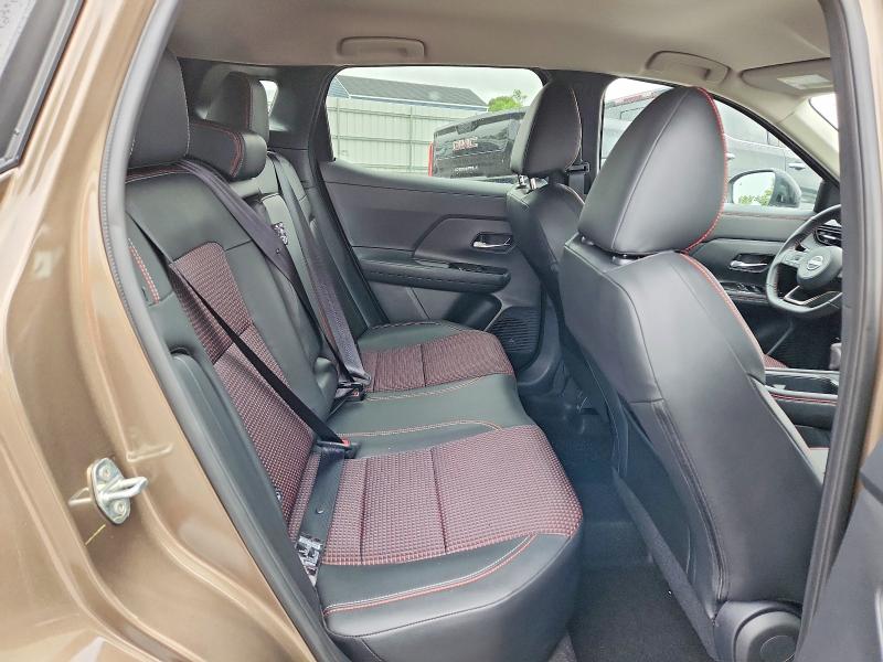 63052496 :رقم المزاد ، 3N8AP6DB1TL387068 vin ، 2026 Nissan Kicks مزاد بيع