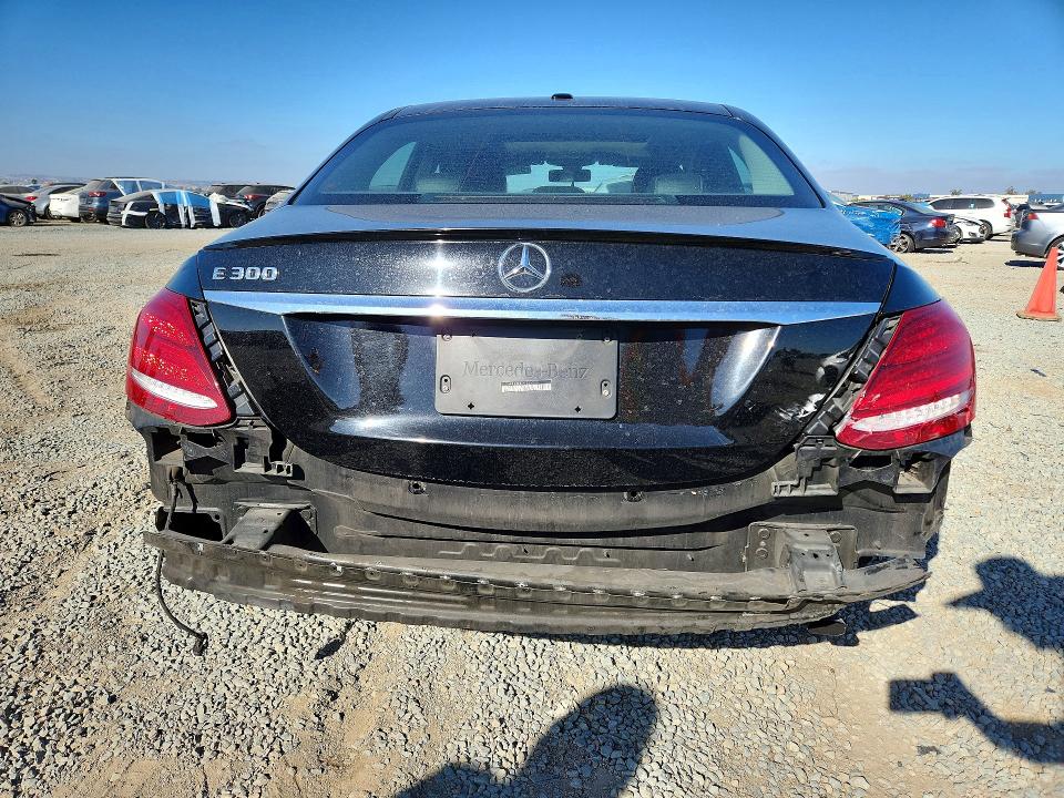 2018 Mercedes-benz E მანქანა იყიდება აუქციონზე, vin: WDDZF4JB7JA301573, აუქციონის ნომერი: 60000926
