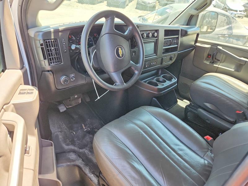61617596 :رقم المزاد ، 1GCWGBFP3K1175622 vin ، 2019 Chevrolet Express 2500 مزاد بيع