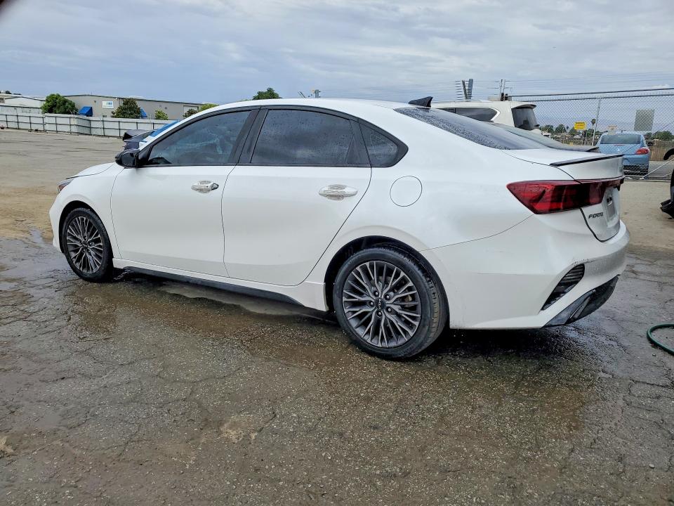 57368186 :رقم المزاد ، 3KPF54AD0NE509718 vin ، 2022 Kia Forte مزاد بيع