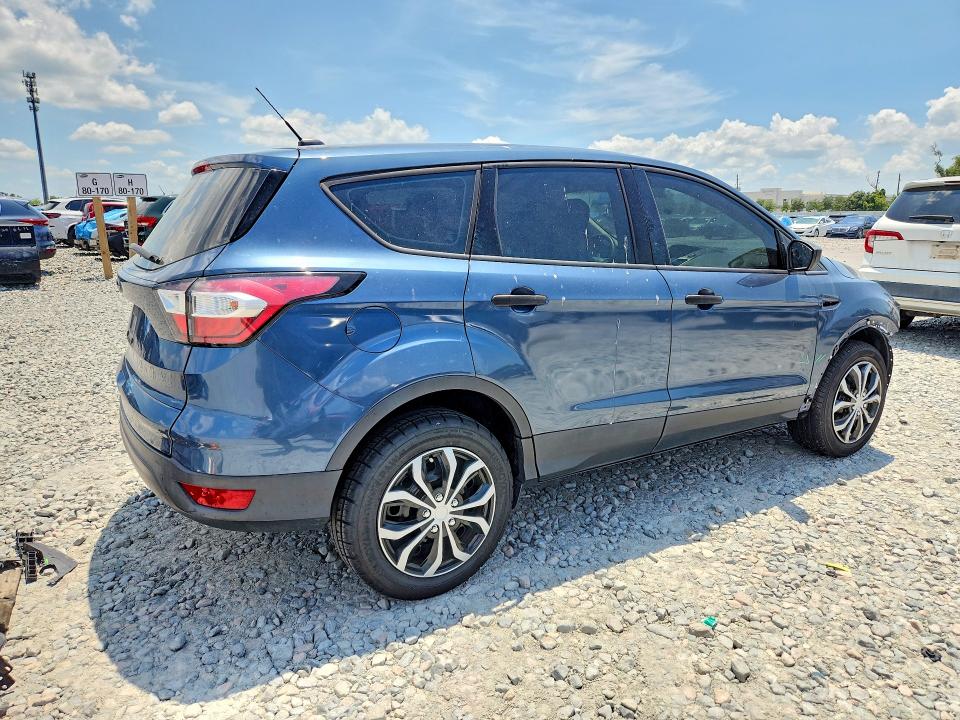 2018 Ford Escape მანქანა იყიდება აუქციონზე, vin: 1FMCU0F74JUA54154, აუქციონის ნომერი: 62139536