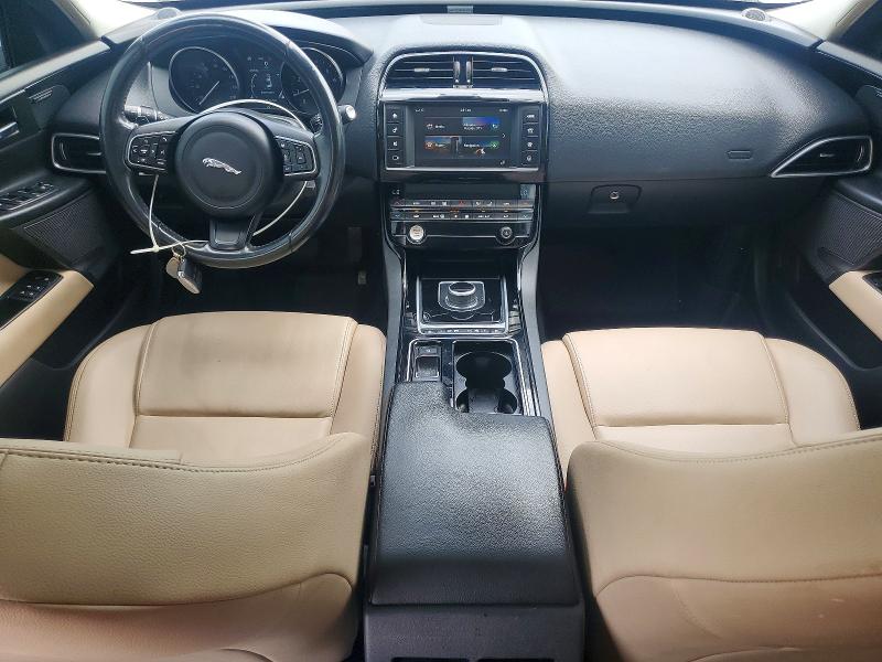2018 Jaguar Xe მანქანა იყიდება აუქციონზე, vin: SAJAJ4FX4JCP25812, აუქციონის ნომერი: 60610456