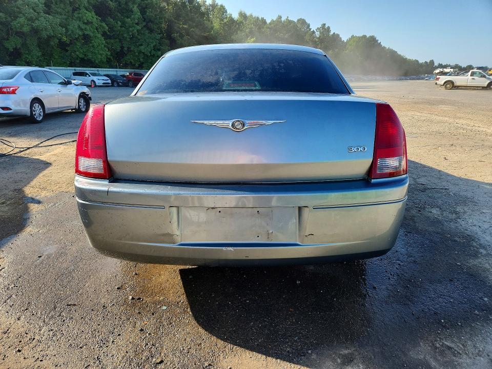 2007 Chrysler 300 მანქანა იყიდება აუქციონზე, vin: 2C3KA43R17H689208, აუქციონის ნომერი: 85636685