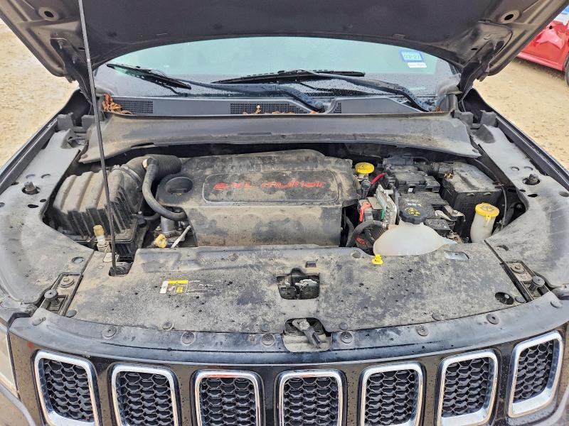 61174806 :رقم المزاد ، 3C4NJCBB5HT643008 vin ، 2017 Jeep Compass مزاد بيع