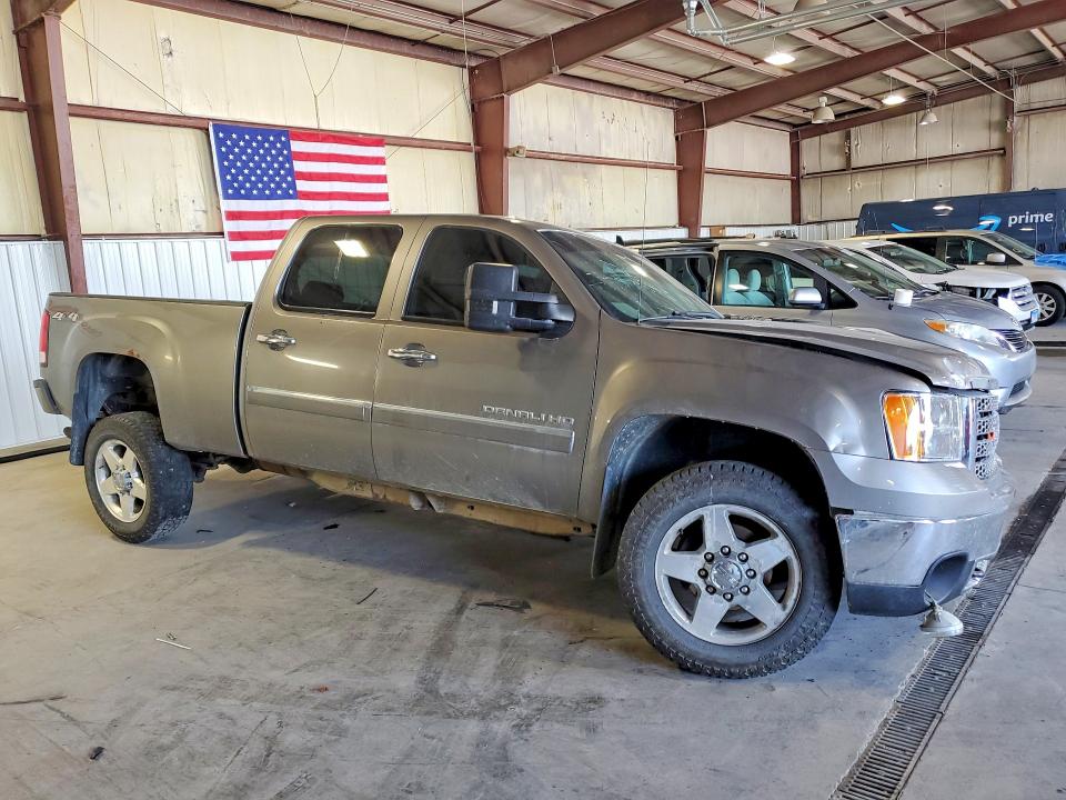 62512446 :رقم المزاد ، 1GT125EG4DF102793 vin ، 2013 Gmc Sierra مزاد بيع
