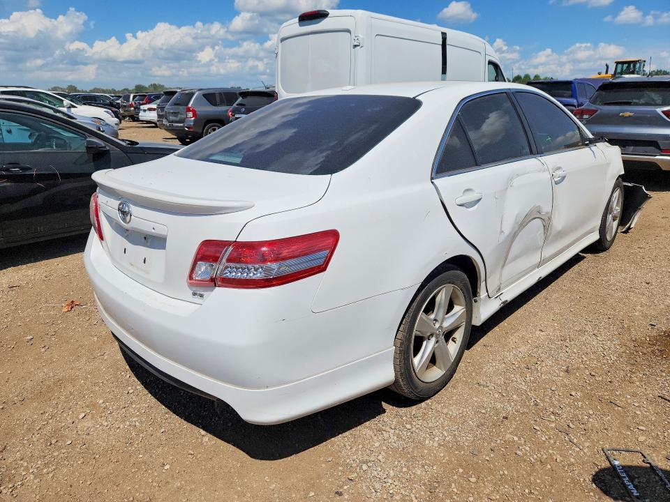 Aukcja sprzedaży 2011 Toyota Camry, vin: 4T1BF3EK7BU738128, numer aukcji: 59307126