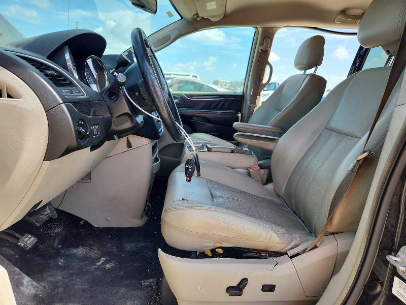 61919236 :رقم المزاد ، 2C4RC1BG1DR554903 vin ، 2013 Chrysler Town & Country مزاد بيع