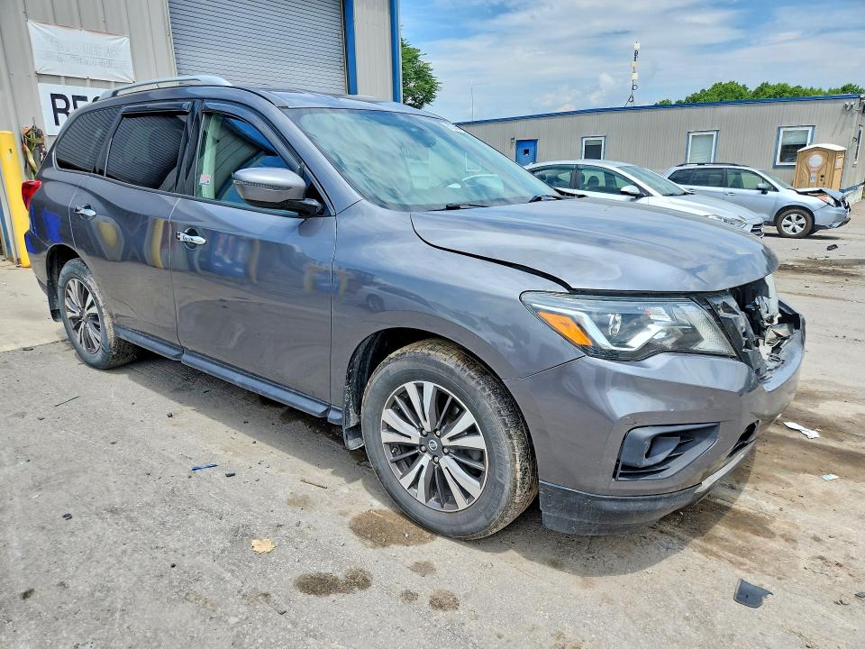Продажа на аукционе авто 2017 Nissan Pathfinder, vin: 5N1DR2MM0HC905666, номер лота: 60047626