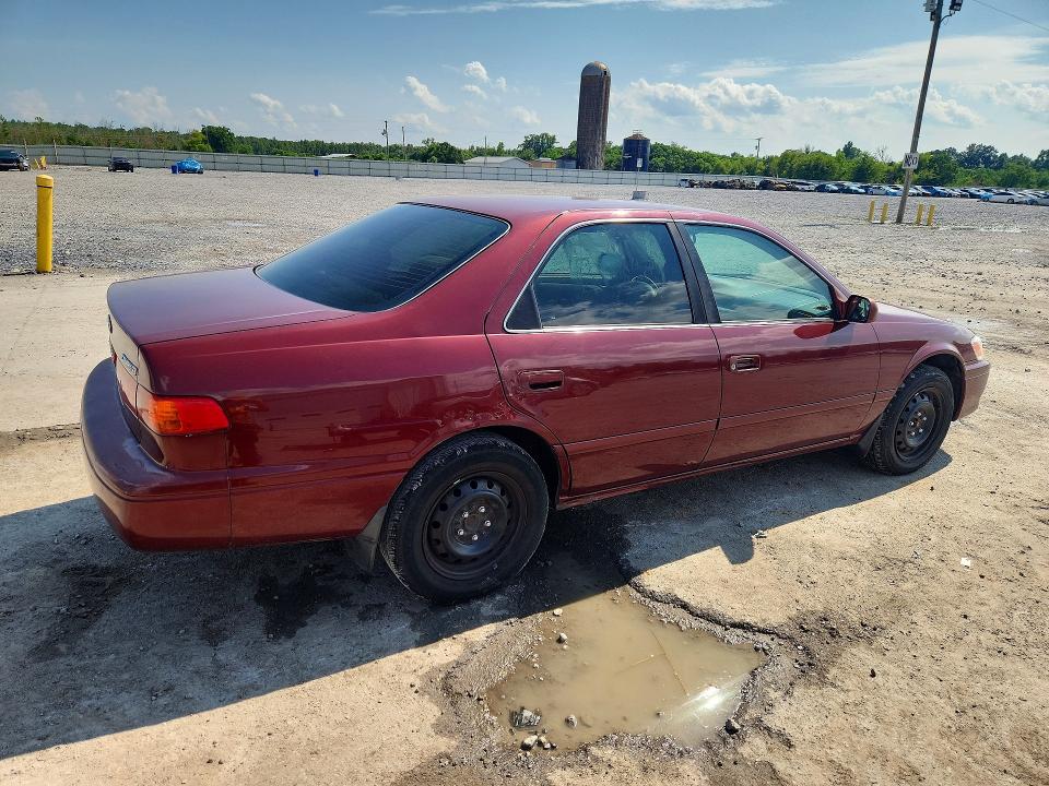 62644596 :رقم المزاد ، 4T1BG22K31U765496 vin ، 2001 Toyota Camry مزاد بيع