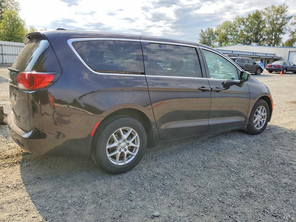 62615346 :رقم المزاد ، 2C4RC1DG9HR684348 vin ، 2017 Chrysler Pacifica مزاد بيع
