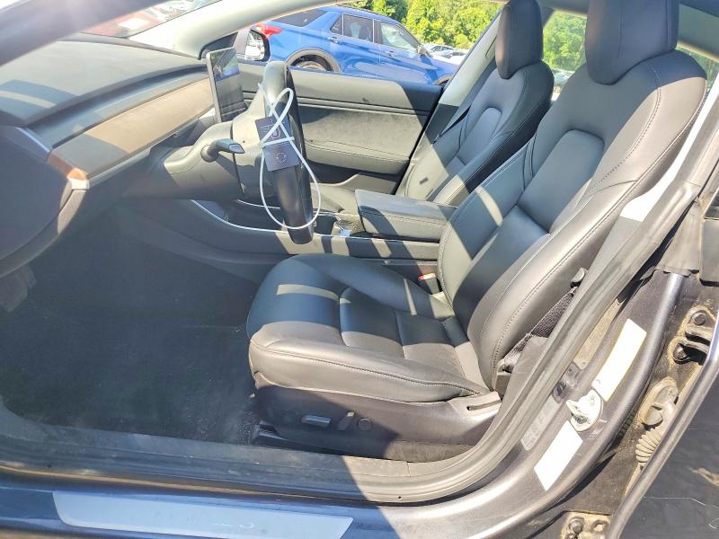 60788076 :رقم المزاد ، 5YJ3E1EAXKF298521 vin ، 2019 Tesla Mdl 3 مزاد بيع