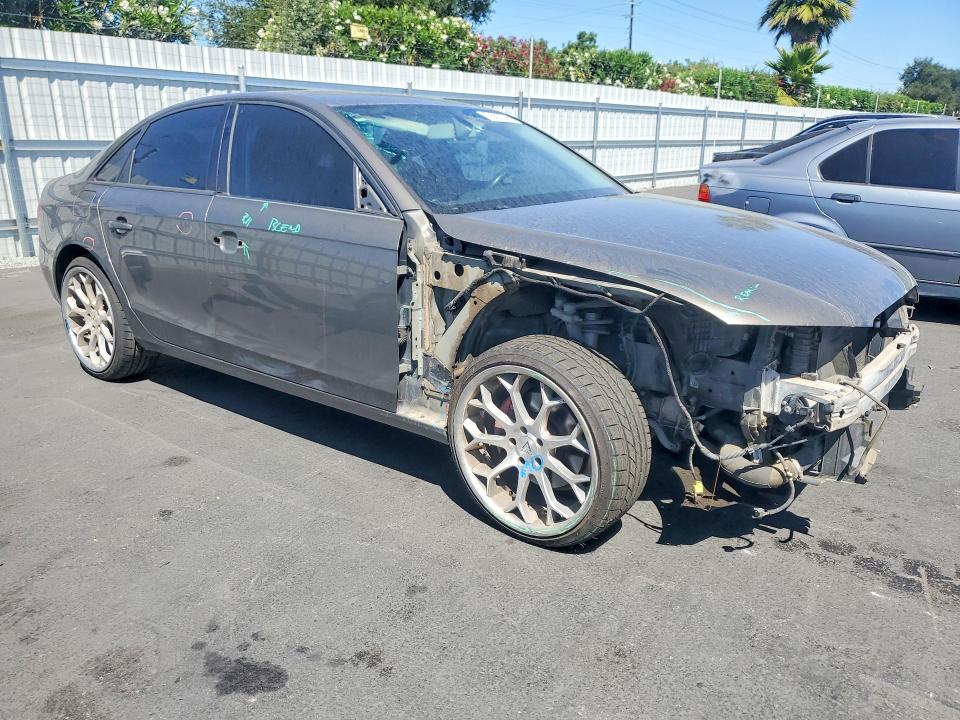 Продаж на аукціоні авто 2014 Audi A4, vin: WAUAFAFL0EN010335, номер лоту: 76293735