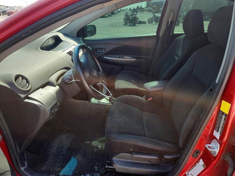 62153156 :رقم المزاد ، JTDBT4K31B1405165 vin ، 2011 Toyota Yaris مزاد بيع