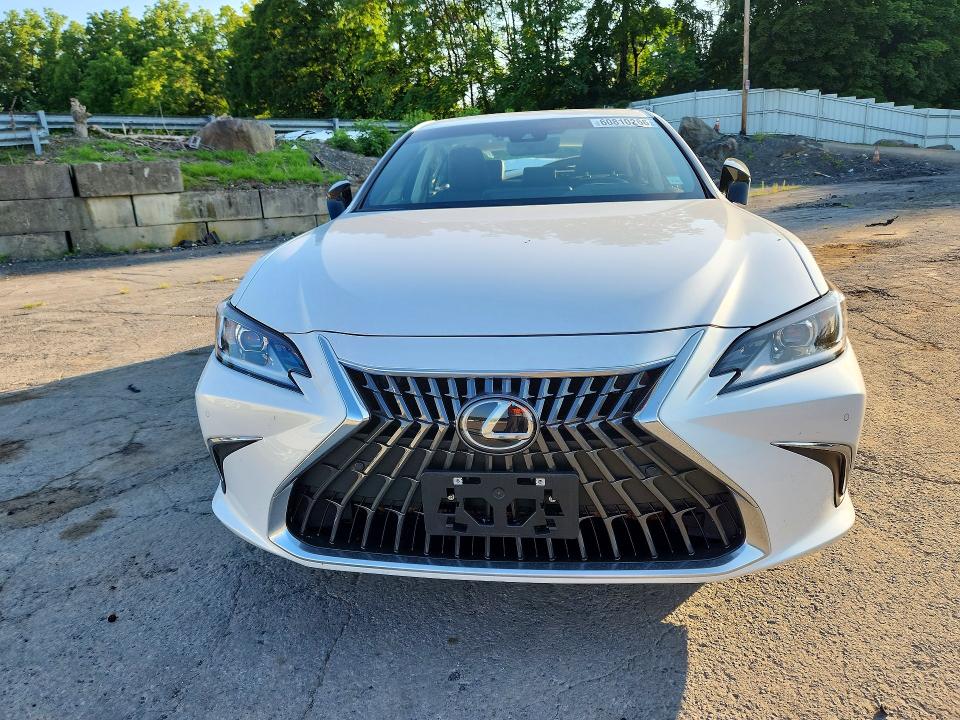 Продажа на аукционе авто 2025 Lexus Es 350, vin: 58ADZ1B19SU208462, номер лота: 60810266
